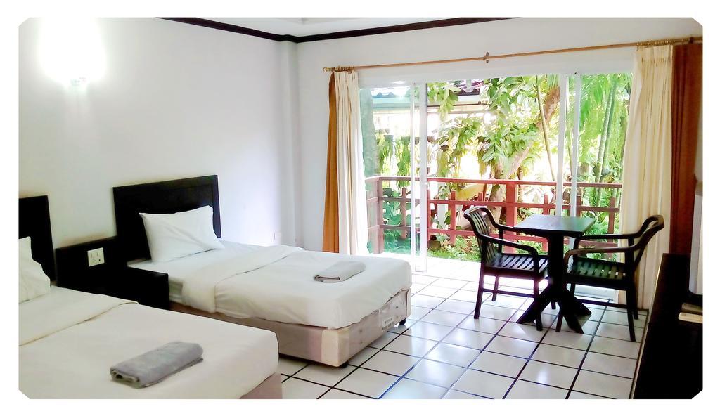 Thong Paeka Hotel Prasat 객실 사진